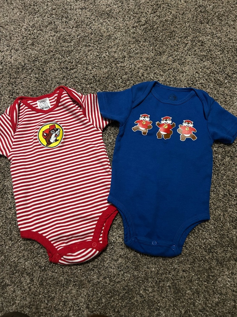 Buc-ee’s onesie